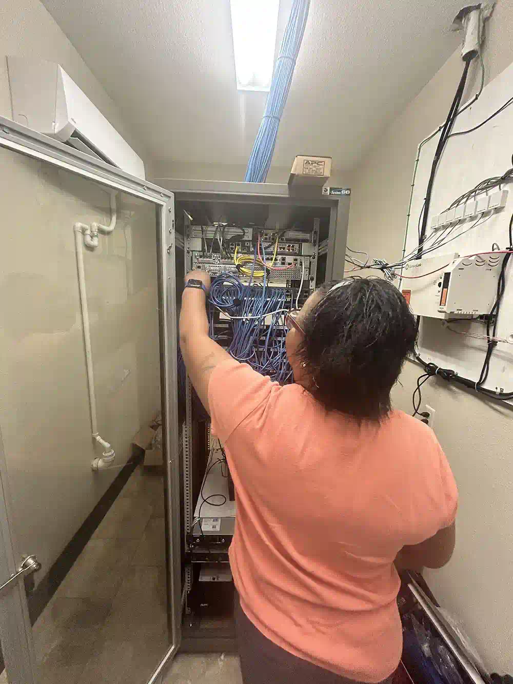 Network troubleshooting and repair services by Computer Pro Network specialist Carmen